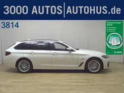 Weiss Gebraucht 2022 BMW 530e Sport Line Kombi | 28.280 € (Superpreis)