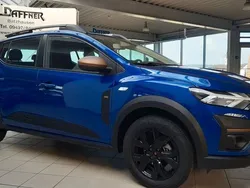 Blau Gebraucht 2023 Dacia Sandero Stepway Kleinwagen | 17.990 € (Guter Preis)