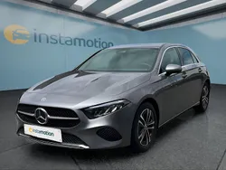 Grau Gebraucht 2024 Mercedes A180 Limousine | 28.349 € (Fairer Preis)