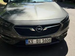 Grau Gebraucht 2019 Opel Insignia Ultimate Kombi | 10.500 € (Guter Preis)