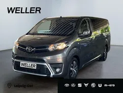 Grau Gebraucht 2023 Toyota Proace Verso Comfort Kombi | 36.990 € (Fairer Preis)