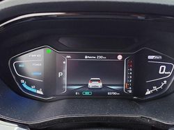 Weiß Gebraucht 2021 Kia Niro Spirit SUV | 20.950 € (Etwas zu teuer)