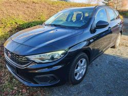 Cinema schwarz metallic Gebraucht 2017 Fiat Tipo Pop Kombi | 10.900 € (Fairer Preis)