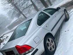 Andere farben Gebraucht 2002 Volvo S60 Limousine | 880 €