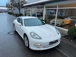 Carraraweiß Gebraucht 2010 Porsche Panamera 4S Limousine | 31.900 € (Fairer Preis)