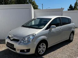 Silber Gebraucht 2008 Toyota Corolla Verso Team Van / Kleinbus | 4.730 € (Fairer Preis)