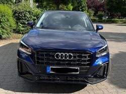 Blau Gebraucht 2023 Audi Q2 S-Line SUV | 29.900 € (Guter Preis)
