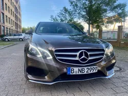 Braun Gebraucht 2015 Mercedes E220 AMG Limousine | 18.500 € (Fairer Preis)