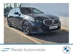 Sophistograu brillanteffekt Gebraucht 2025 BMW 540 M Sport Kombi | 65.680 € (Guter Preis)
