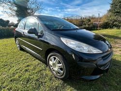 Schwarz Gebraucht 2007 Peugeot 207 Kleinwagen | 1.800 € (Fairer Preis)