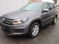 Grau Gebraucht 2012 VW Tiguan Trendline SUV | 7.777 € (Guter Preis)