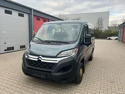Lackierung eisengrau/metallic Gebraucht 2020 Citroën Jumper Live Van / Kleinbus | 25.250 € (Etwas zu teuer)