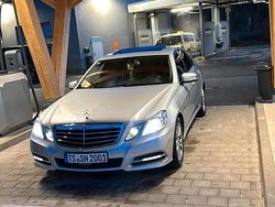 Silber Gebraucht 2011 Mercedes E350 Limousine | 13.800 € (Etwas zu teuer)