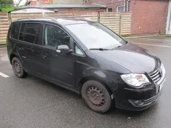 Schwarz Gebraucht 2008 VW Touran Highline Van / Kleinbus | 1.999 € (Superpreis)