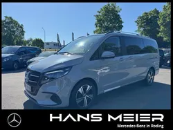 Alpingrau Gebraucht 2025 Mercedes V220 Style Van / Kleinbus | 62.790 € (Teuer)