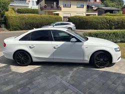 Weiß Gebraucht 2009 Audi A4 S-Line Limousine | 6.300 € (Fairer Preis)