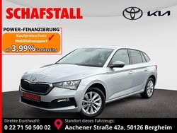Silber Gebraucht 2023 Skoda Scala Ambition Kleinwagen | 19.979 € (Guter Preis)