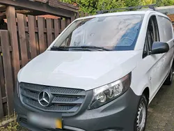 Weiß Gebraucht 2018 Mercedes Vito Van / Kleinbus | 16.600 €