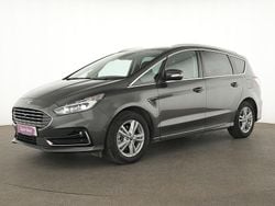 Magnetic grau Gebraucht 2022 Ford S-MAX Titanium Van / Kleinbus | 26.661 € (Guter Preis)