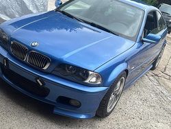 Blau Gebraucht 2004 BMW 325 Coupé | 15.000 €