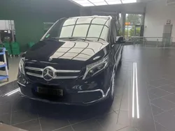 Schwarz Gebraucht 2020 Mercedes V250 Avantgarde Van / Kleinbus | 37.800 € (Fairer Preis)