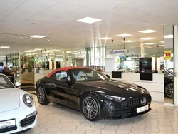 Obsidianschwarz metalliclack Gebraucht 2023 Mercedes SL43 AMG Premium Cabrio | 119.000 €