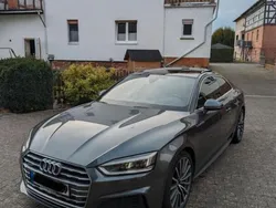 Grau Gebraucht 2017 Audi A5 Ambiente Coupé | 29.999 € (Teuer)