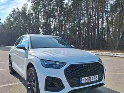 Weiß Gebraucht 2021 Audi Q5 Edition .1 SUV | 27.900 €