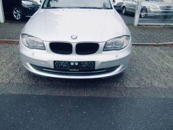 Silber Gebraucht 2011 BMW 120 Sport Line Kleinwagen | 7.600 € (Superpreis)