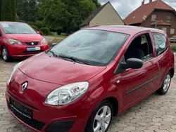 Rot Gebraucht 2010 Renault Twingo Authentique Kleinwagen | 3.300 € (Etwas zu teuer)