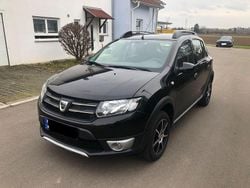 Schwarz Gebraucht 2014 Dacia Sandero Stepway Limousine | 4.800 € (Fairer Preis)