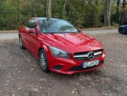 Rot Gebraucht 2014 Mercedes CLA200 AMG line Coupé | 10.500 € (Superpreis)