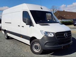 Arktikweiss Gebraucht 2022 Mercedes Sprinter Van | 51.750 €