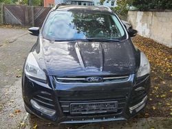 Schwarz Gebraucht 2014 Ford Kuga Titanium SUV | 10.800 € (Fairer Preis)