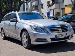 Grau Gebraucht 2010 Mercedes 350 Kombi | 11.000 € (Fairer Preis)