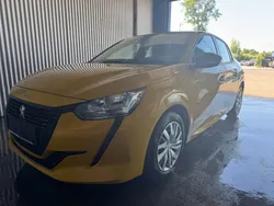 Gelb Gebraucht 2021 Peugeot 208 Kleinwagen | 9.350 € (Fairer Preis)