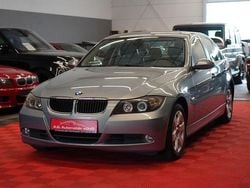 Blau Gebraucht 2006 BMW 320 Sport Line Limousine | 4.950 € (Guter Preis)