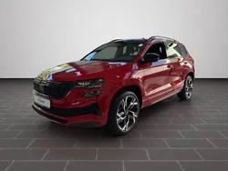 Velvetrot metallic (metallic) Gebraucht 2025 Skoda Karoq SportLine SUV | 42.380 €