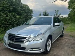 Silber Gebraucht 2011 Mercedes E220 Limousine | 11.500 € (Superpreis)