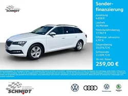 Weiß Gebraucht 2022 Skoda Superb Ambition Kombi | 21.975 € (Guter Preis)