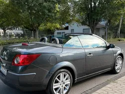 Grau Gebraucht 2007 Renault Mégane Cabriolet Cabrio | 2.950 € (Fairer Preis)