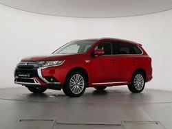 Dynamik rot Gebraucht 2021 Mitsubishi Outlander P-HEV SUV | 22.889 € (Fairer Preis)