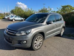 Grau Gebraucht 2013 VW Tiguan Life SUV | 10.000 € (Superpreis)