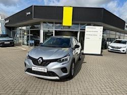 Highlandgrau Gebraucht 2024 Renault Captur Equilibre SUV | 18.698 € (Fairer Preis)