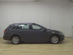 Grau Gebraucht 2018 VW Golf VII Comfortline Kombi | 7.980 € (Guter Preis)