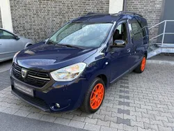 Blau Gebraucht 2020 Dacia Dokker Comfort Van | 14.980 € (Fairer Preis)