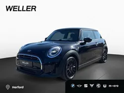 Midnight black ii (schwarz) Gebraucht 2022 Mini ONE Classic Kleinwagen | 19.790 € (Fairer Preis)