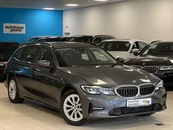 Grau Gebraucht 2020 BMW 318 Advantage Kombi | 20.397 € (Fairer Preis)