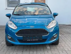 Blau Gebraucht 2015 Ford Fiesta Trend Kleinwagen | 4.990 € (Fairer Preis)