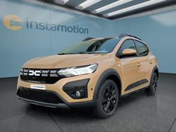Beige Neu 2025 Dacia Sandero Stepway Kleinwagen | 19.899 € (Etwas zu teuer)